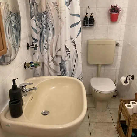 House A73 Holiday home Lezzeno